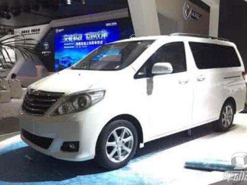 埃尔法换上了1.5L发动机了？不！那是野马M302