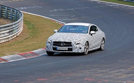 曝奔驰新CLS测试谍照 法兰克福车展亮相