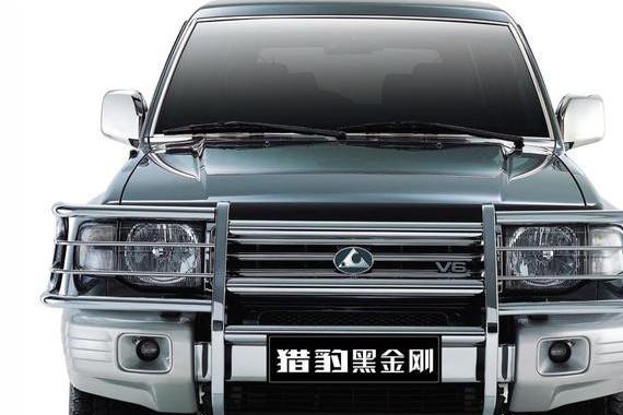 警察叔叔的最爱，连当兵的都拿它当军用车