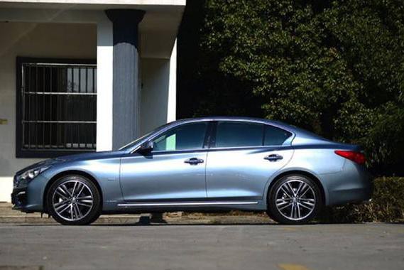 这车口碑比ATS好，比3系便宜，配置合理，才25万