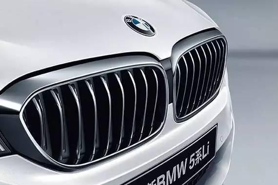全新国产宝马5系Li终上市，BBA战火再次升级