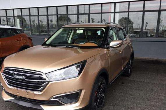 众泰纯原创suv，跑车座椅配双色车身，或6万起