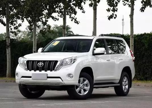 四川土豪买一辆福特SUV，4S店送两台丰田霸道！