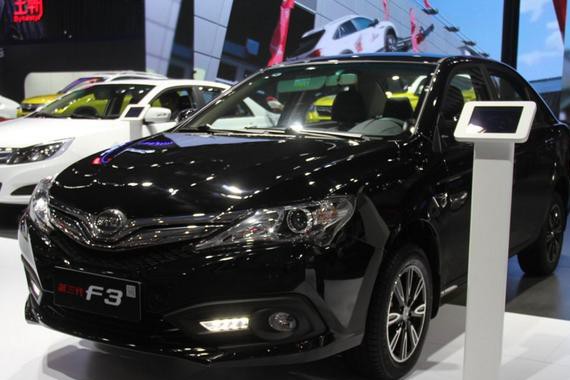 自主6万之争，奇瑞E3以更低的价格接受比亚迪F3宣战