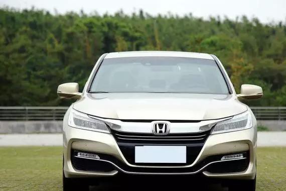 比雅阁高端，降到14万没人要，本田这款车濒临破产