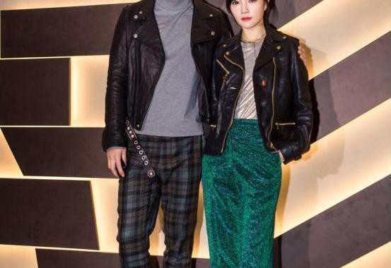 金马影后嫁人后脾性变，座驾艳丽夸张，尬舞时尚辣妈