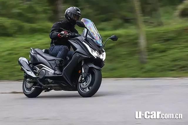 11.6万买台踏板摩托车,傻吗?抢先试驾光阳AK