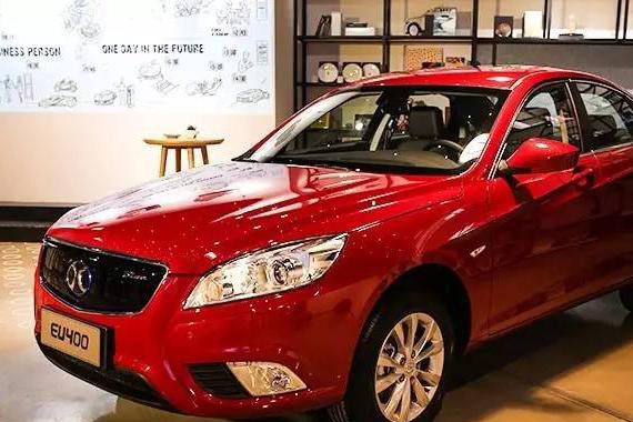 续航360km/补贴后售15.89万,北汽新能源EU400上市！