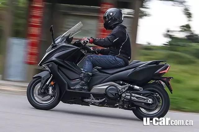 11.6万买台踏板摩托车,傻吗?抢先试驾光阳AK