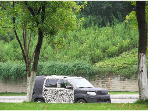 长安欧尚品牌又一 SUV 路试谍照曝光 局部似 CX70