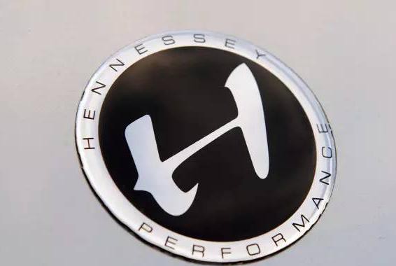 极速466.7KM/H，轻松干翻布加迪威航！