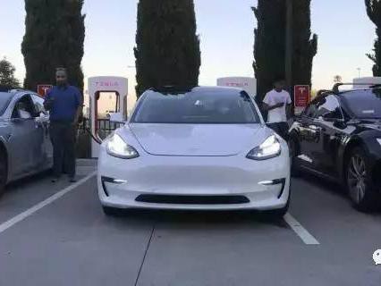 花宝马3系的钱买辆特斯拉，你愿不愿意？