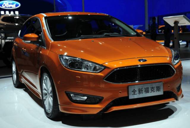 全新福克斯，有款更有型！