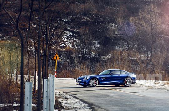 evo 特别策划 | V8守护者(一)-手机新浪汽车