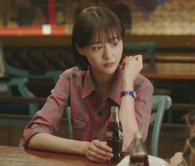 《夏至未至》郑爽穿衣风格不及女配,知道真相