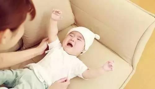 宝宝夜醒哄睡难?做好这件事就能轻松搞定|宝宝|夜醒|哄睡_新浪育儿_新浪网