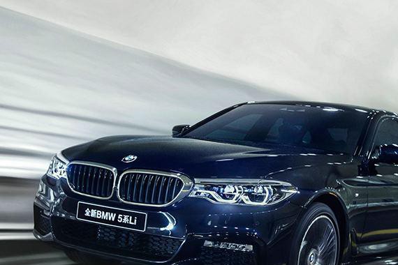 价格比奔驰高配置还比奔驰低，宝马难道不是作死？