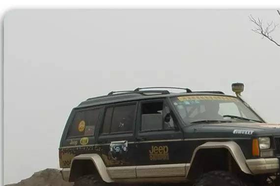 就算都是四驱车，原来也有大不同，你知道吗？｜车业杂谈