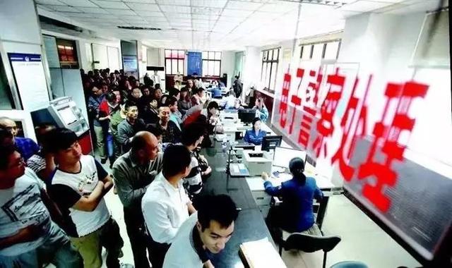 明日起新交规新增扣分项,3条违章不处理扣行驶