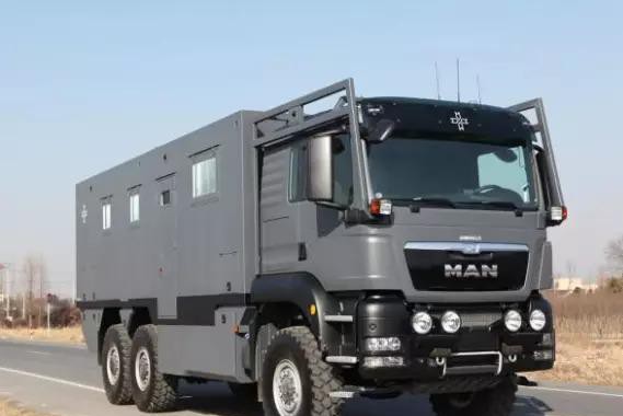 这辆国产车价格比肩红旗L5，内饰堪比五星酒店