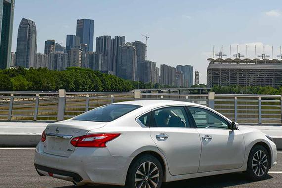 20万就能带给你豪车的舒适感，何乐而不为