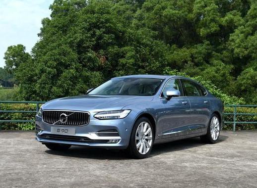 同级最强安全，37万买A6还是买它？