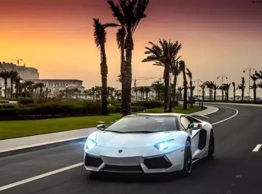 奥拓、POLO、高尔夫都是买菜车，飞度凭啥是神车？