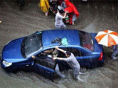 多雨季节，开这几类车的别出门！分分钟让你报废！