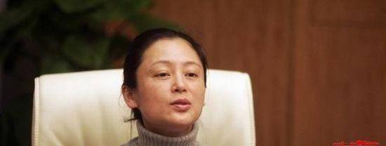 看了倪萍和洪晃的旧照片，真心搞不懂陈凯歌为何喜欢上陈红