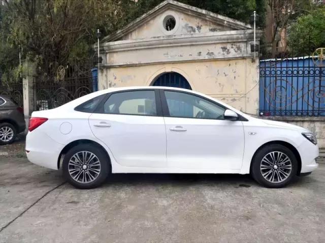 别克英朗一改扮猪吃老虎的油耗形象