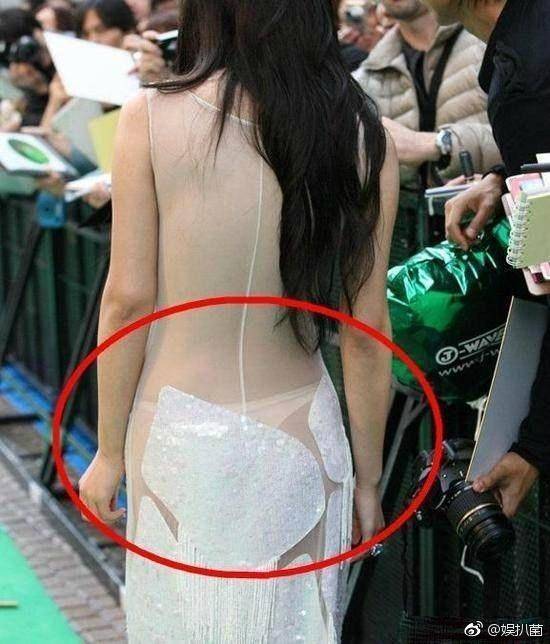 娱乐圈女星真的很敢穿衣,这不,白百合张馨予两人又上头条