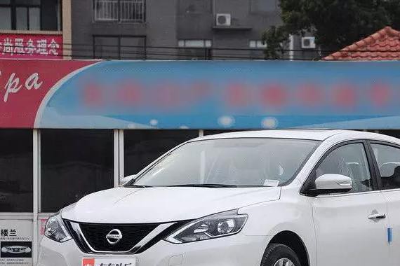 省油、省心、空间大，10万级合资轿车中这2款开不坏