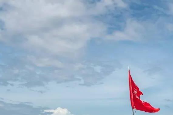 无人岛就这样被TA征服，下一步要上天？