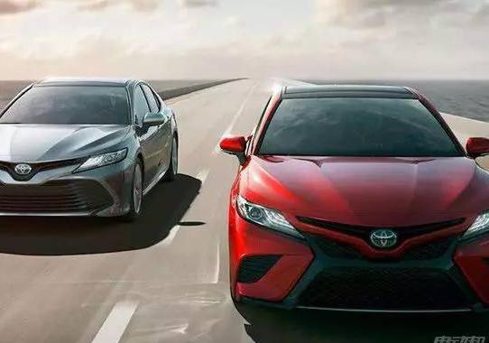 新一代凯美瑞混动版亮相，7大解析到底值不值得买？