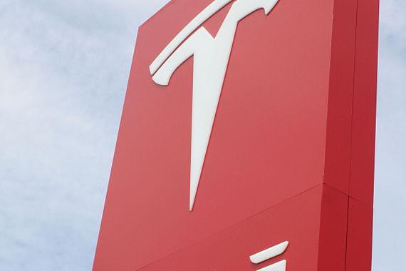 特斯拉2017年上半年共交付2.2万辆汽车 同比提升