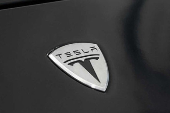 车主调查:不能用特斯拉去做太严肃的事?