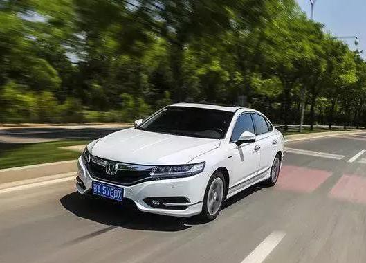 吃得少 很能跑 你被新思铂睿 锐·混动混动圈粉了吗？