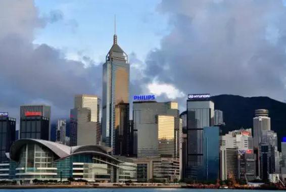 香港繁华20年，这些“古董车”也火了20年？