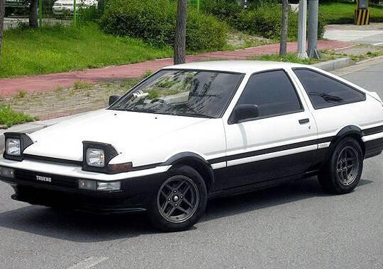 隐藏式大灯那么炫酷，为啥新款的车都不用呢？