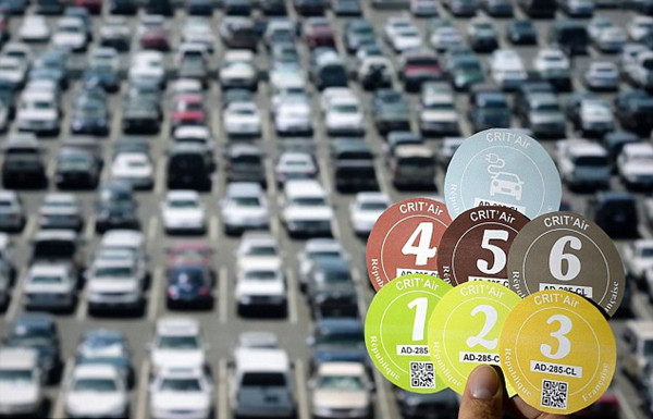 法国新交规上路:新手酒驾扣6分罚4500欧元-手