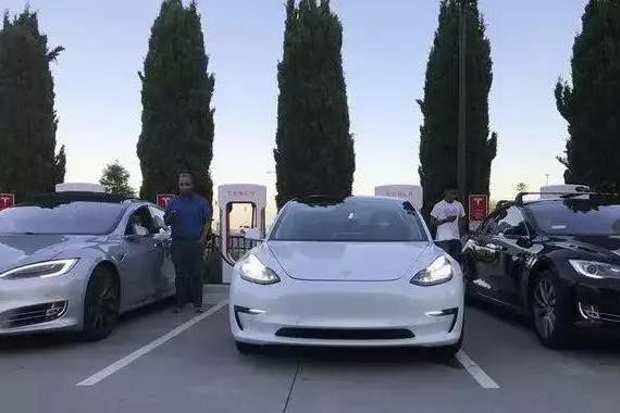 续航344km，首台特斯拉Model 3或本周五下线