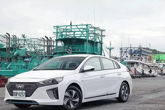 读家长测，试驾韩系新能源一哥现代Ioniq Hybrid