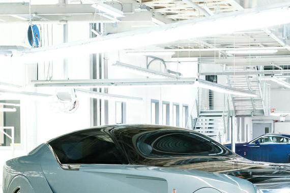 劳斯莱斯CEO：电动化是未来汽车发展方向