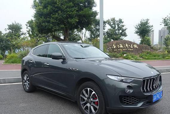 真实体验：百万级玛莎拉蒂SUV，缺点和优点一样突出