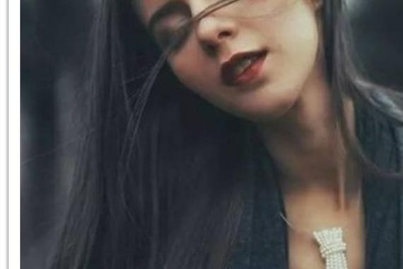 每日豪车美女：劳斯莱斯魅影 VS 非主流美女