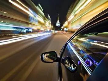 必备收藏：老司机1分钟教你车漆修复小诀窍