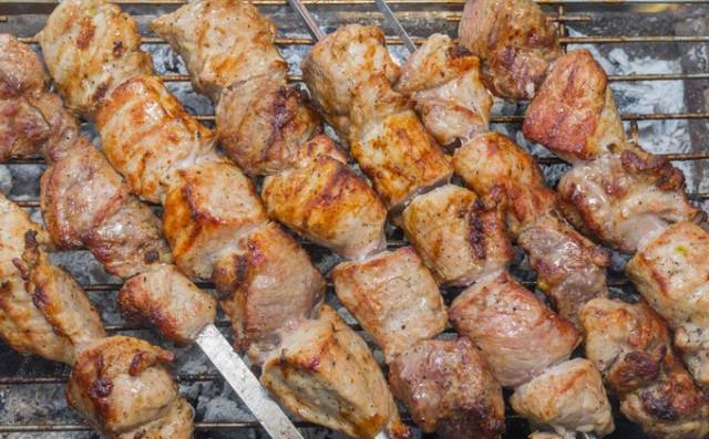 温州最嗨的维密走秀、露天K歌慢摇龙虾节!名模