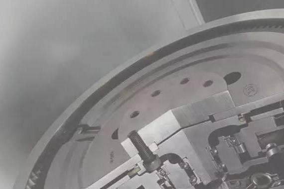 法国2040年将停售燃油车；特斯拉市值蒸发120亿美元