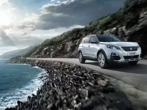 20来万，外形、内饰最炫酷的合资7座SUV