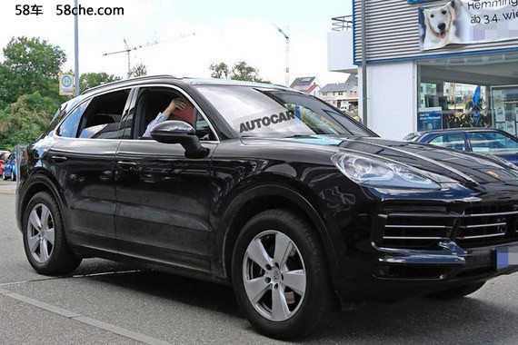 保时捷Cayenne谍照曝光 或用贯穿式尾灯